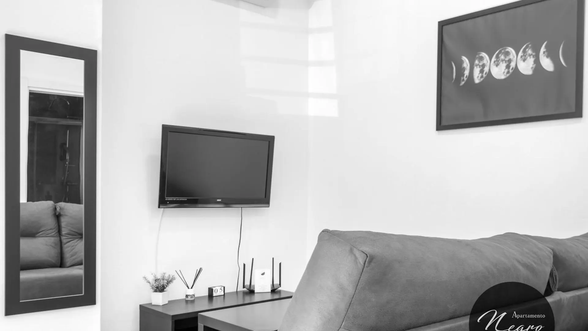 Apartamentos Blanco & Negro Tarifa